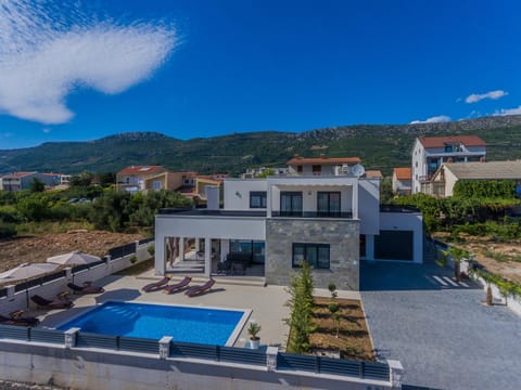 Villa Luka Villa in Šibenik-Knin County, Croatia