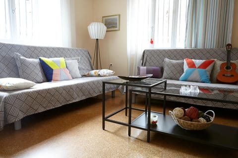 House with Yard by the Hill House in Athens