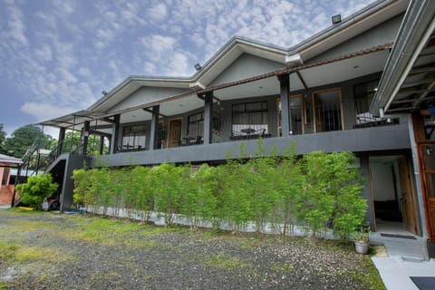 Property building, View (from property/room), Photo of the whole room, Parking