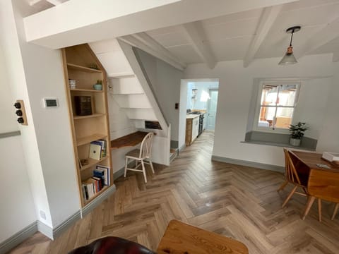 Peaceful period cottage in central location House in Penzance