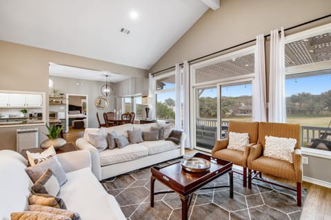 Lakefront House in Lago Vista