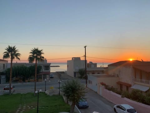 View (from property/room), Sea view, Sunset