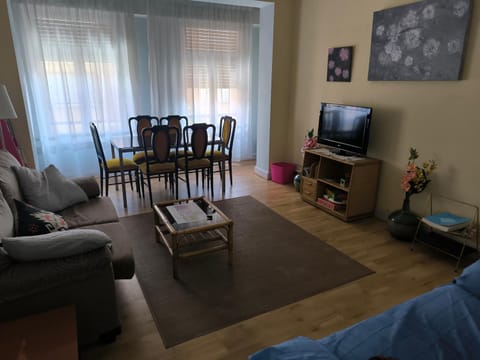 TV and multimedia, Living room