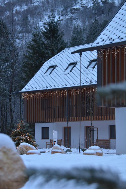 Property building, Winter