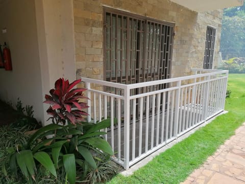 Garden, Balcony/Terrace