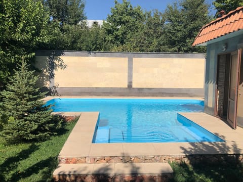 Pool view, Swimming pool