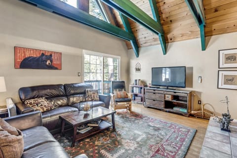 Multi-Family Cabin in Great Location #183 Cabin in Bear Valley