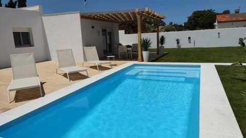 Property building, Pool view, Swimming pool