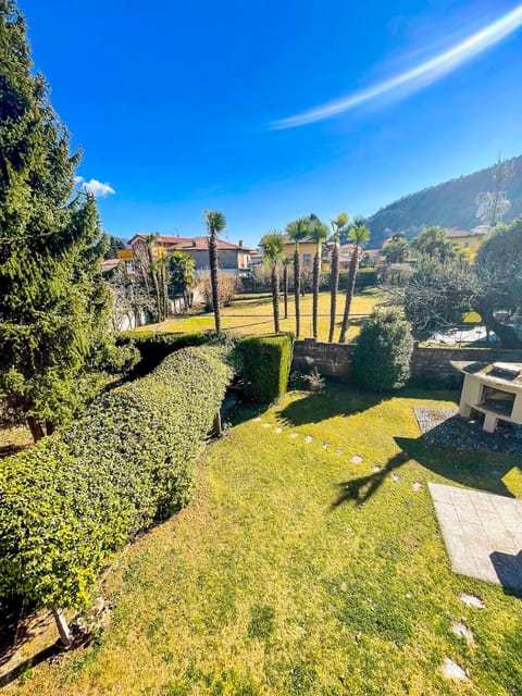 Garden, Garden view, Mountain view