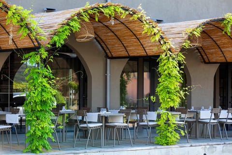 Patio, Restaurant/places to eat, Breakfast