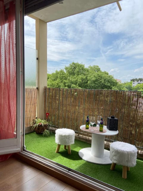 Patio, View (from property/room), Balcony/Terrace