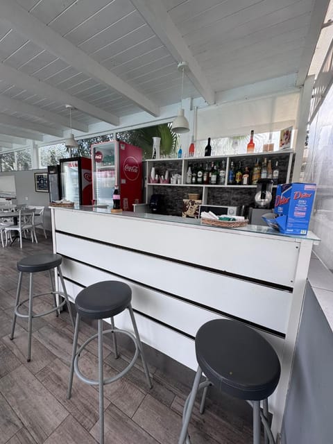 Lounge or bar, Food and drinks, Drinks