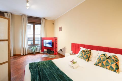 Communal lounge/ TV room, Bed, TV and multimedia, Photo of the whole room, Evening entertainment, Bedroom