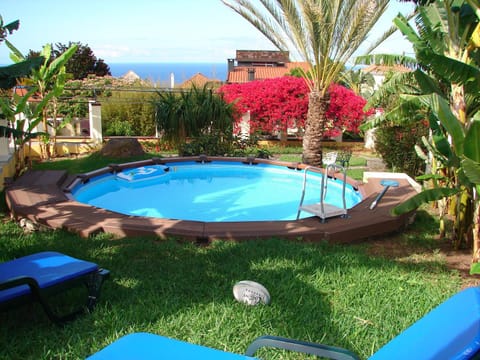 Swimming pool, Swimming pool