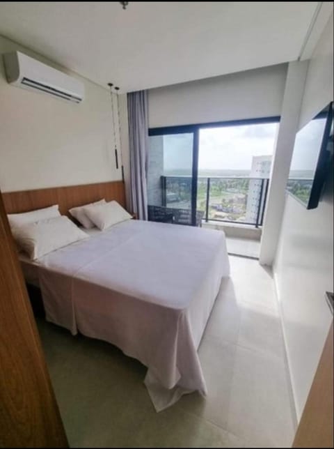 Bed, TV and multimedia, Photo of the whole room, Bedroom, air conditioner