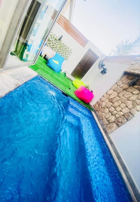 Pool view, Swimming pool, Swimming pool, sunbed