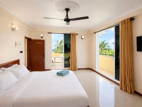 View (from property/room), Photo of the whole room, Bedroom