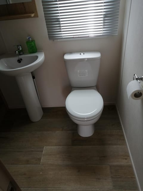 709 Seawick House in Tendring District