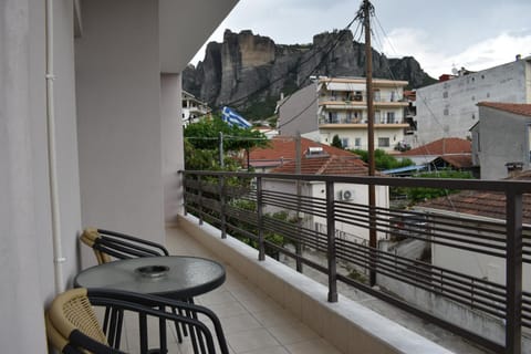 VIRGIN ROCKs APARTMENT 2 Apartment in Kalabaka