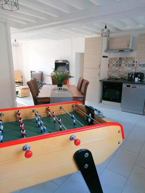 Game Room, Kitchen or kitchenette