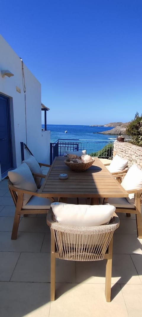 Villa Kapsali Villa in Islands