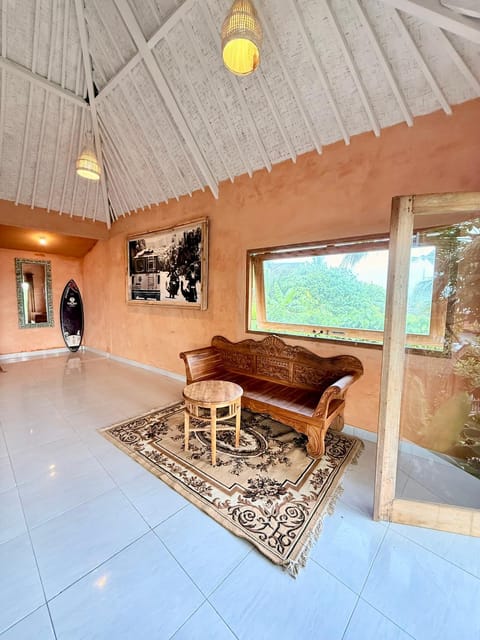 Dikaloha Surfschool and Stay Bed and Breakfast in Bali