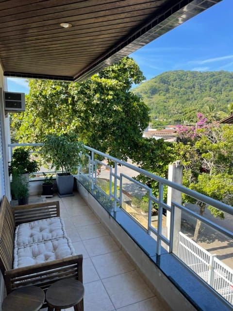 Natural landscape, View (from property/room), Balcony/Terrace, Garden view, Garden view, Mountain view, Mountain view, Street view