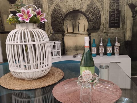 Living room, Lounge or bar