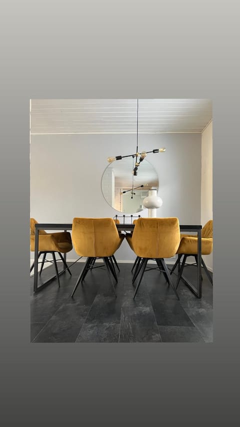 Omakotitalo rauhallisella sijainnilla lähellä keskustaa Maksuton pysäköinti ja puusauna Apartment in Finland