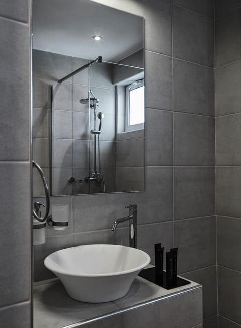 Property building, Bathroom