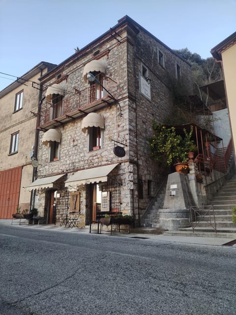 Property building, Facade/entrance