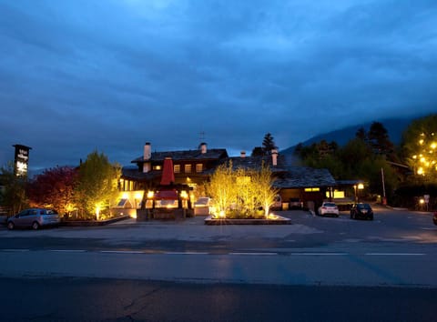 Facade/entrance, Night, On site