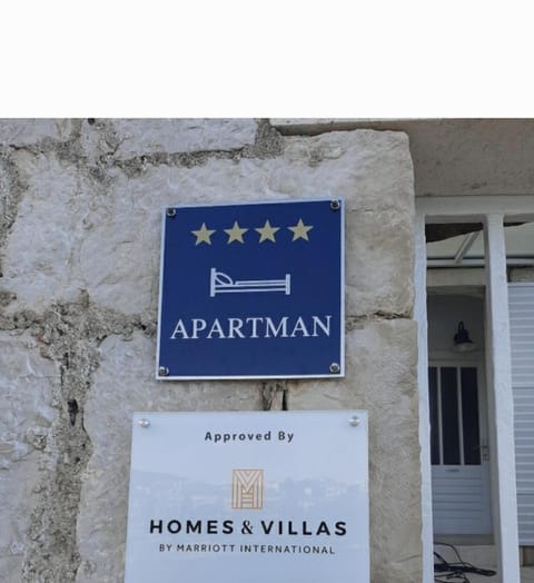 Seafront apartment Marina Apartment in Dubrovnik-Neretva County