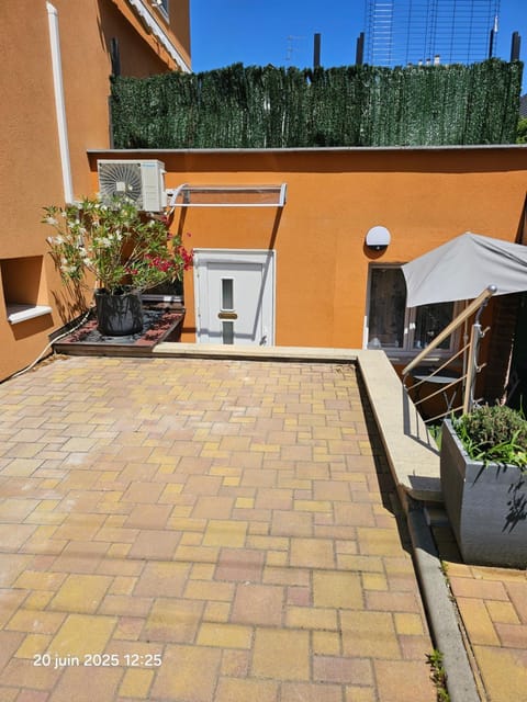 Résidence Marc - hébergement classé avec parking Apartment in Strasbourg