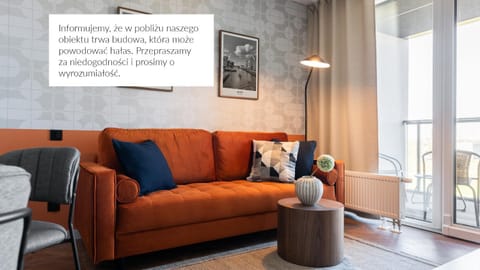 Bed, Living room, Photo of the whole room, Seating area, furniture