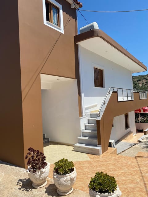 Melita Apartments Apartment in Ksamil