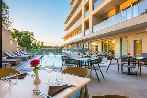 Property building, Restaurant/places to eat, View (from property/room), Swimming pool