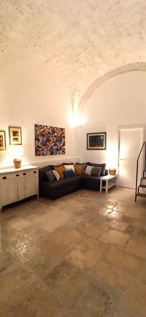 Spaziosa casa antica Apartment in Bari