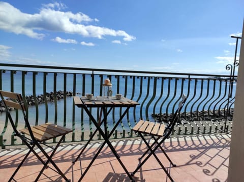 Natural landscape, View (from property/room), Balcony/Terrace, Sea view