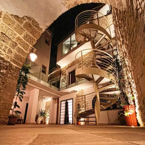 Property building, Night