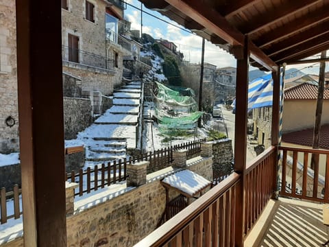 ΔΗΜΗΤΣΑΝΑΣ ΤΟΠΟΣ Νύμφη Δάφνη Apartment in Arcadia, Greece