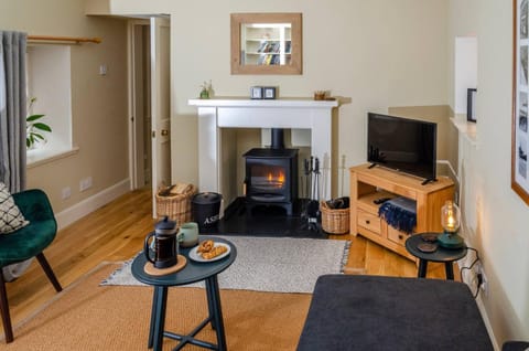 Communal lounge/ TV room, Living room