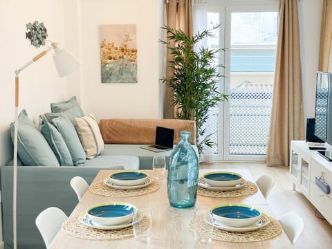 Living room, Seating area, Dining area