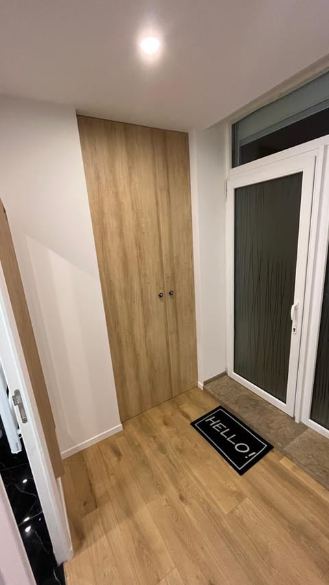 Appartement Luxe Jaune Apartment in Saint-Étienne