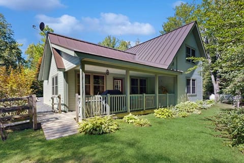 Property building, Day