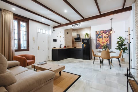 Kitchen or kitchenette, Living room