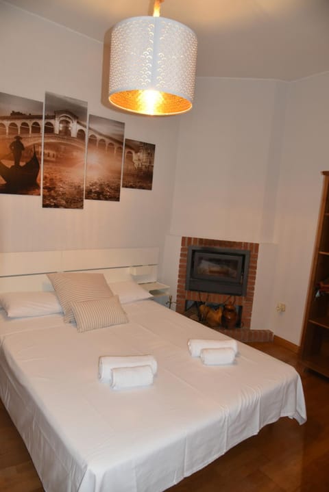 Disfruta, en la misma Plaza Mayor bonito y amplio Apartment in Centro