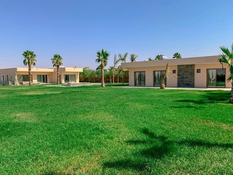 Property building, Garden