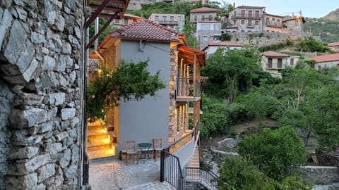 Property building, Neighbourhood, Summer, Internal: Not applicable to any particular room