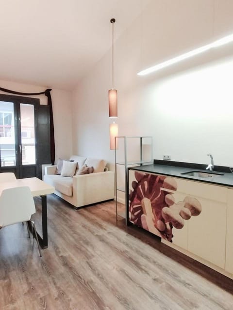 Kitchen or kitchenette, Living room